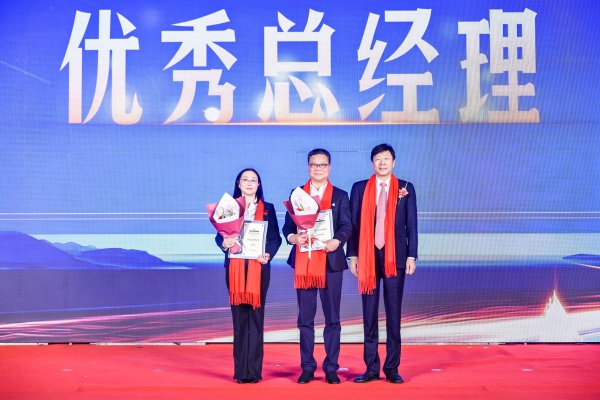 优异总司理.JPG